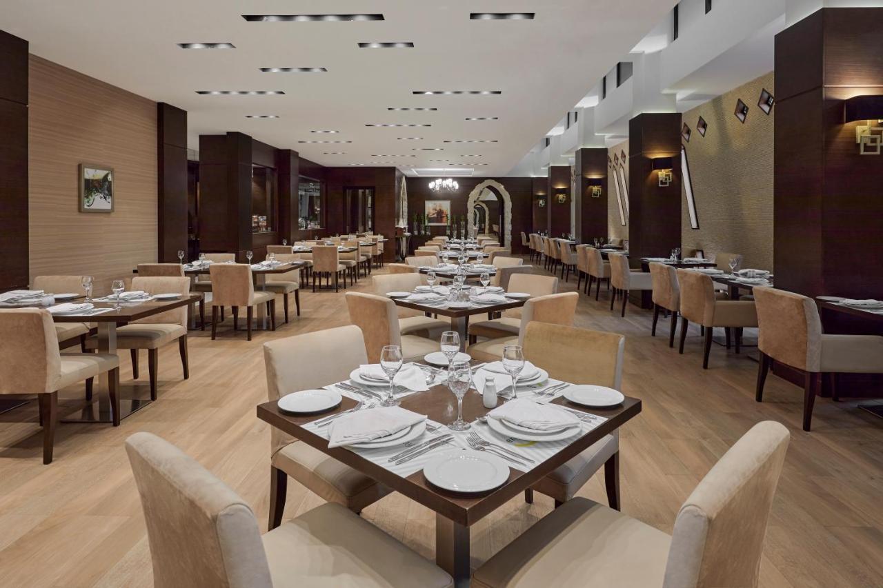 Holiday Inn Tabuk By Ihg Exterior photo