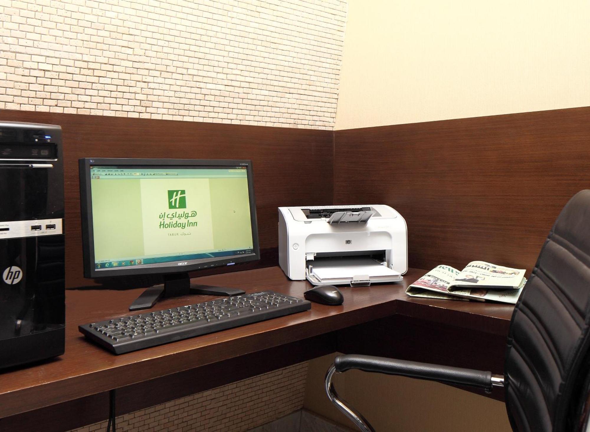 Holiday Inn Tabuk By Ihg Exterior photo
